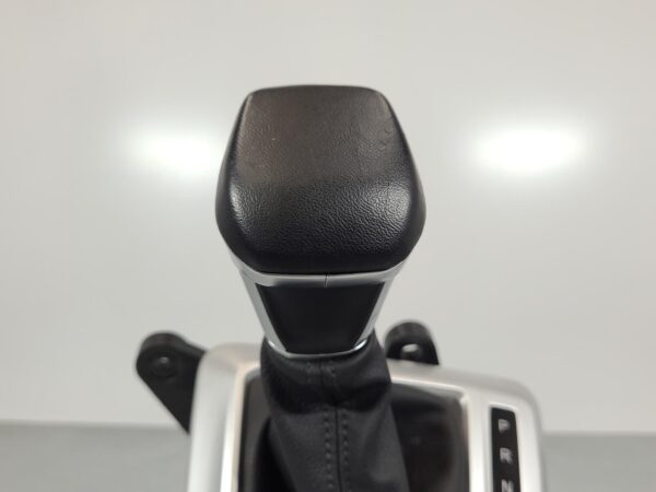 LDV DELIVER 9 2020-2024 GEAR STICK/SHIFTER AUTO T/M, 07/20- - Image 3