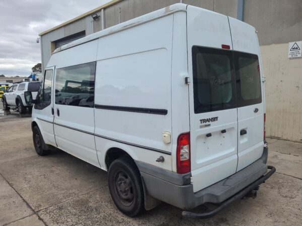 FORD TRANSIT 2006-2011 ENGINE 2.4L Diesel N/I6 Speed Manual - Image 9