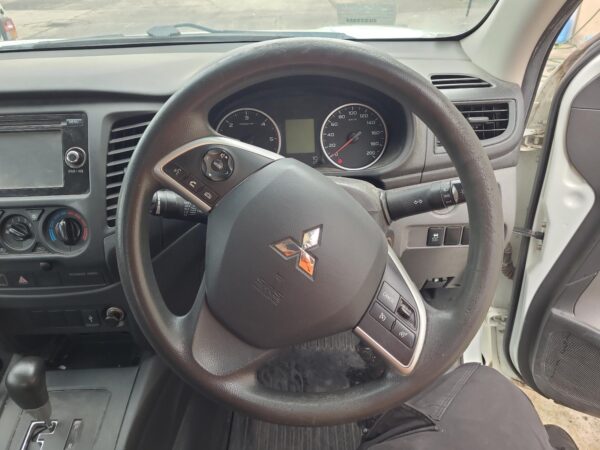 MITSUBISHI TRITON 2015-2023 RIGHT FRONT DOOR WINDOW SINGLE/DUAL CAB, MQ-MR, 03/1 - Image 29