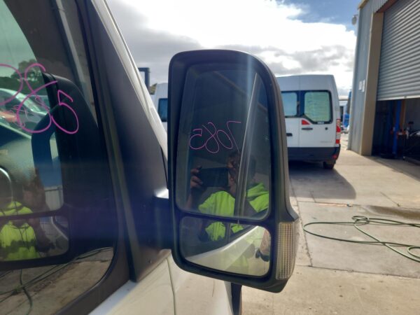 MERCEDES SPRINTER 2018-2024 RIGHT GUARD LINER FWD/RWD, RH FRONT, FRONT SECTION, - Image 9