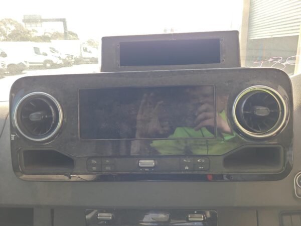 MERCEDES SPRINTER 2018-2024 REAR/TAILGATE GLASS BARN DOOR (RH SIDE), VAN, VS30, - Image 9