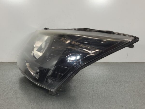 FORD TRANSIT 2016-2024 LEFT HEADLAMP VO, BLACK INSERT TYPE, 05/16- - Image 2