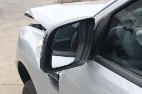 FORD RANGER 2011-2022 STEREO/HEAD UNIT DISPLAY UNIT ONLY, 4.2in NON SAT NAV TYPE - Image 10