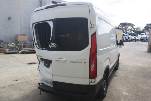 LDV DELIVER 9 2020-2024 REAR DIFF ASSEMBLY REAR, SINGLE WHEEL TYPE, DIESEL, 2.0, - Image 9