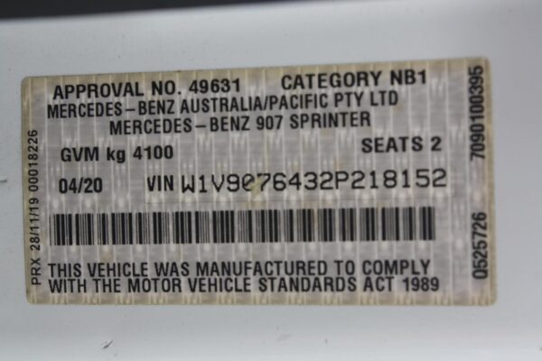 MERCEDES SPRINTER 2018-2024 BOOTLID/TAILGATE VS30, BARN DOOR (LH SIDE), LOW ROOF - Image 29