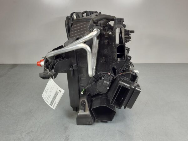 MERCEDES SPRINTER 2018-2025 HEATER CORE/BOX VS30, 05/18- - Image 4