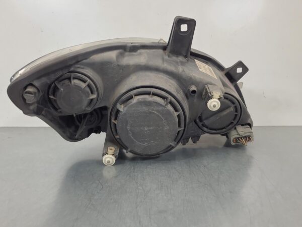 MERCEDES VITO 2011-2015 LEFT HEADLAMP 639, NON HID TYPE, 02/11-02/15 - Image 4