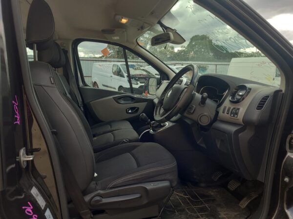 RENAULT TRAFIC 2015-2021 RIGHT GUARD X82, REPEATER TYPE, 01/15-12/21 - Image 42