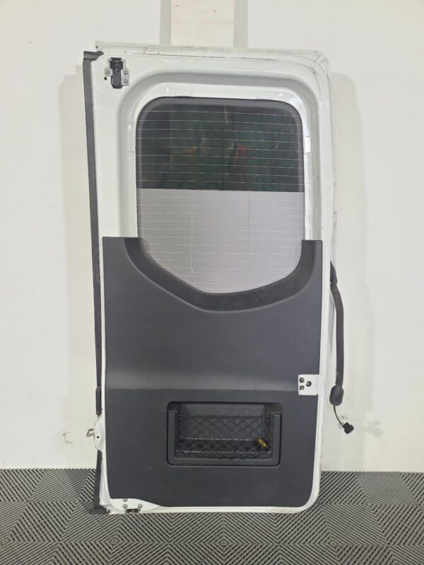 MERCEDES SPRINTER 2018-2024 BOOTLID/TAILGATE VS30, BARN DOOR (LH SIDE), LOW ROOF - Image 8