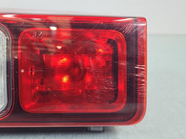 RENAULT TRAFIC 2015-2024 RIGHT TAILLIGHT X82, IN BODY, LOWER, 01/15- - Image 24