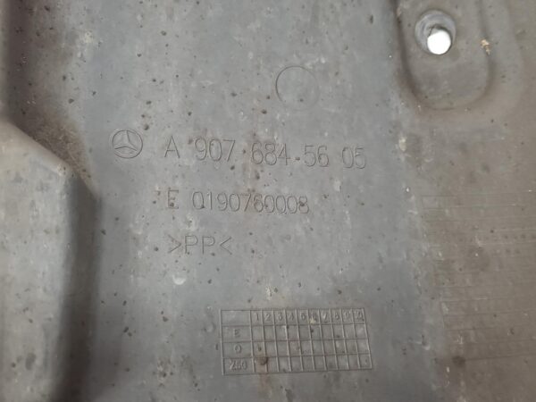 MERCEDES SPRINTER 2018-2024 RIGHT GUARD LINER RWD, RH FRONT, REAR SECTION, VS30, - Image 3