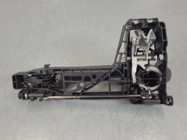 MERCEDES SPRINTER 2018-2024 DOOR HANDLE VS30, LH REAR, OUTER, VAN, 05/18- - Image 17