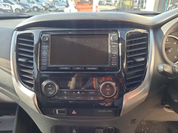 MITSUBISHI TRITON 2015-2023 DOOR HINGE/RUNNER MQ-MR, LH REAR (UPPER), HINGE, 03/ - Image 17