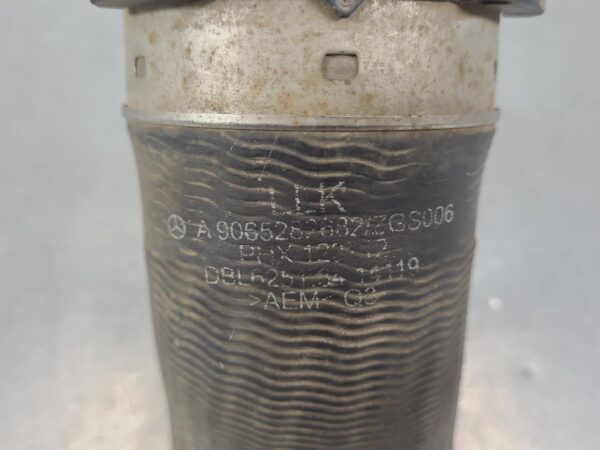 MERCEDES SPRINTER 2006-2018 INTERCOOLER THROTTLE BODY TO INTERCOOLER HOSE/PIPES, - Image 4