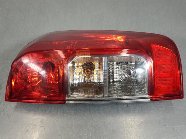 NISSAN NAVARA 2015-2020 RIGHT TAILLIGHT NP300, UTE, NON LED TYPE, 04/15-11/20 - Image 2