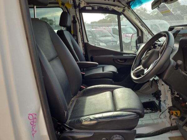 MERCEDES SPRINTER 2018-2025 HIGH LEVEL STOPLIGHT VS30, 05/18- - Image 26