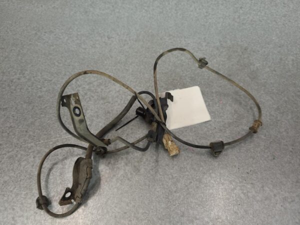 TOYOTA HILUX 2005-2015 ABS SENSOR RH FRONT, NON VSC, LOOM TYPE, 03/05-08/15 - Image 2