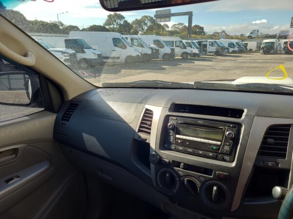 TOYOTA HILUX 2005-2015 ABS SENSOR RH FRONT, NON VSC, LOOM TYPE, 03/05-08/15 - Image 33