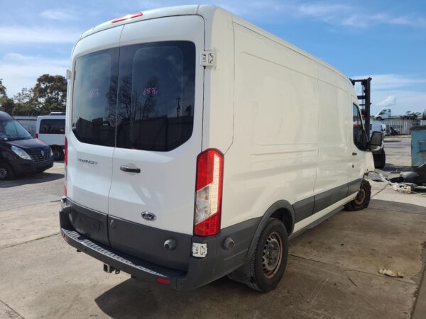 FORD TRANSIT 2014-2018 ROCKER COVER DIESEL, 2.2, VO, 02/14-04/18 - Image 8