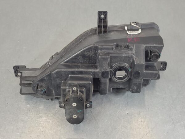 LDV DELIVER 9 2020-2024 RIGHT INDICATOR/FOG/SIDE BUMPER FOGLAMP,  07/20- - Image 3