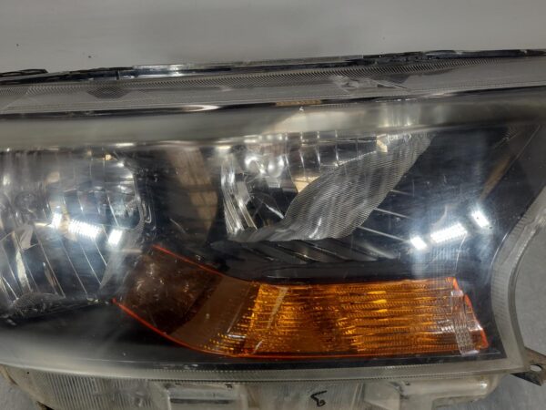 FORD RANGER 2015-2022 RIGHT HEADLAMP PX SERIES 2, XL/XLS/XLT, W/ AMBER FLASHER T - Image 2