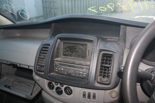 RENAULT TRAFIC 2004-2014 LEFT FRONT DOOR WINDOW X83, 04/04-12/14 - Image 9