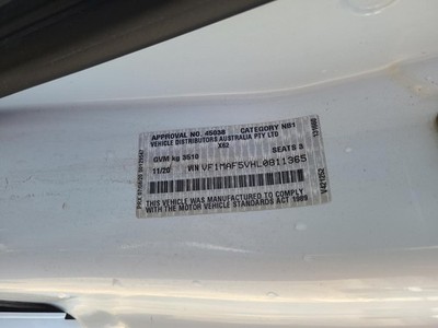 RENAULT MASTER 2011-2025 HIGH LEVEL STOPLIGHT X62, 09/11- - Image 18