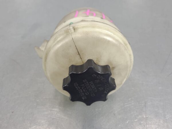 LDV DELIVER 9 2020-2026 P/S RESERVOIR 07/20- - Image 3