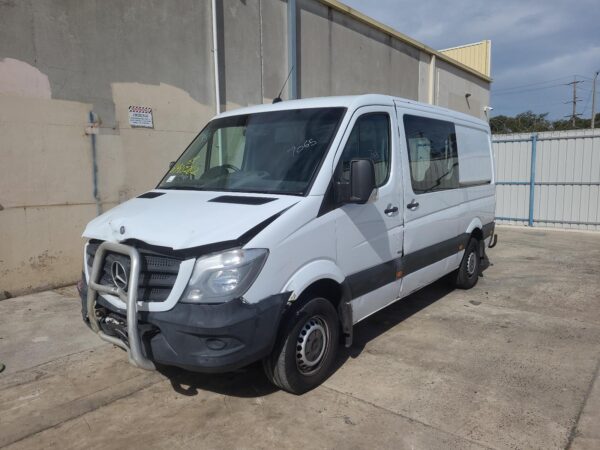 MERCEDES SPRINTER 2013-2018 RIGHT GUARD NCV3, 10/13-04/18 - Image 6