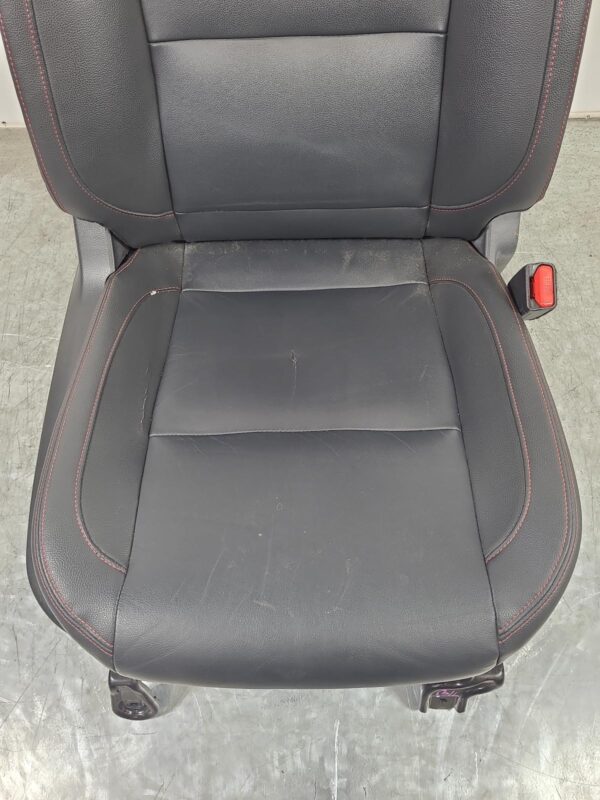 LDV T60 2017-2025 FRONT SEAT RH FRONT, SK8C, LEATHER, HEATED, 07/17- - Image 16