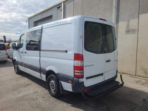 MERCEDES SPRINTER 2013-2018 RIGHT GUARD NCV3, 10/13-04/18 - Image 18