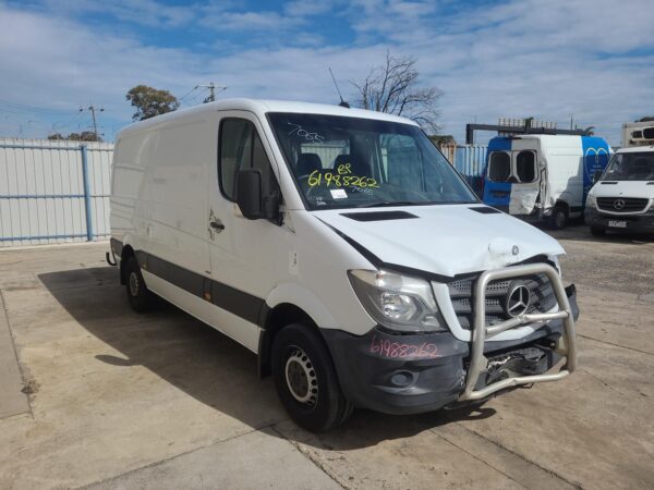 MERCEDES SPRINTER 2013-2018 RIGHT GUARD NCV3, 10/13-04/18 - Image 20