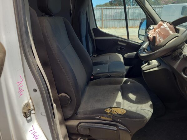 RENAULT MASTER 2011-2025 - Image 14