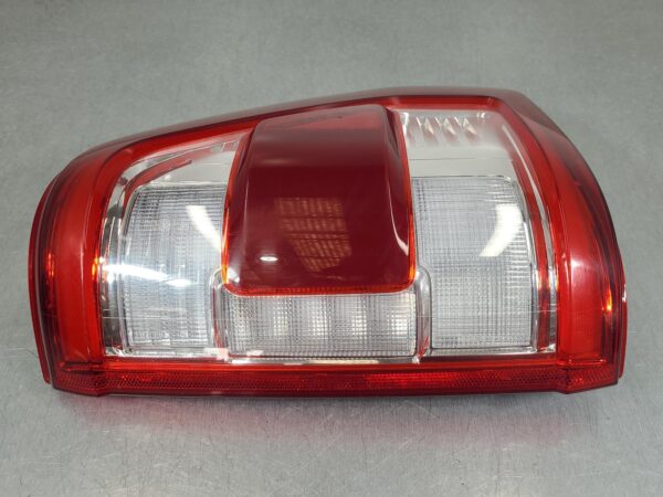 FORD F SERIES 2021-2025 LEFT TAILLIGHT F150 14TH GEN 21- - Image 2