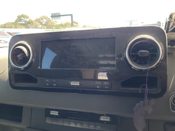 MERCEDES SPRINTER 2018-2025 DOOR HINGE/RUNNER LH SLIDING DOOR ROLLER (CENTRE), V - Image 20