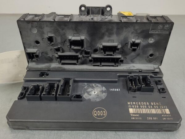 MERCEDES VITO 2004-2015 FUSE BOX ENGINE BAY, DIESEL, 3.0, W/ BCM, 639, 04/04-02/ - Image 3