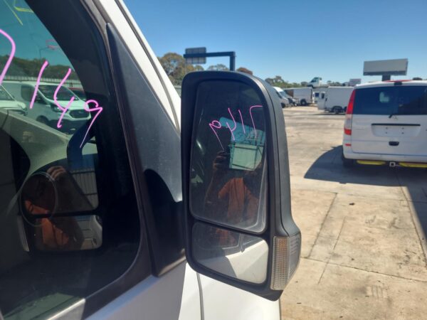 MERCEDES SPRINTER 2018-2025 LEFT REAR HUB ASSEMBLY VS30, 05/18- - Image 7