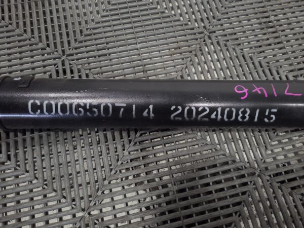 LDV T60 2021-2025 REAR PROP SHAFT SK8C, DIESEL, 2.0, BI-TURBO, AUTO T/M, 8 SPEED - Image 6