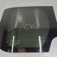 LDV DELIVER 9 2020-2025 REAR/TAILGATE GLASS BARN DOOR GLASS (LH SIDE), MID ROOF