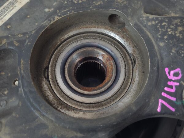 LDV T60 2021-2025 RIGHT FRONT HUB ASSEMBLY SK8C, 09/21- - Image 4