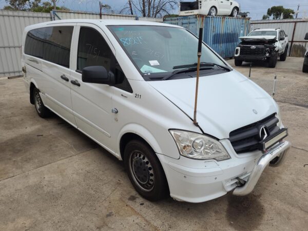 MERCEDES VITO 2011-2015 LEFT HEADLAMP 639, HID TYPE, 02/11-02/15 - Image 10