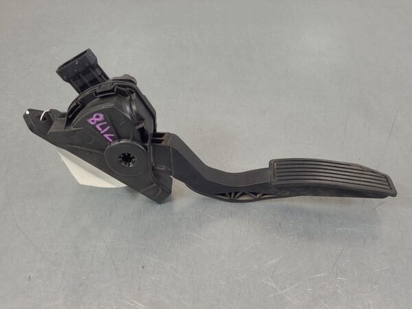 HOLDEN COLORADO 2012-2020 PEDAL ASSEMBLY ACCELERATOR PEDAL, RG/RG7, 01/12-12/20