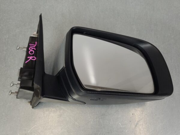 FORD RANGER 2015-2022 RIGHT DOOR MIRROR XLT, CHROME, POWER FOLD, W/ INDICATOR &a - Image 2
