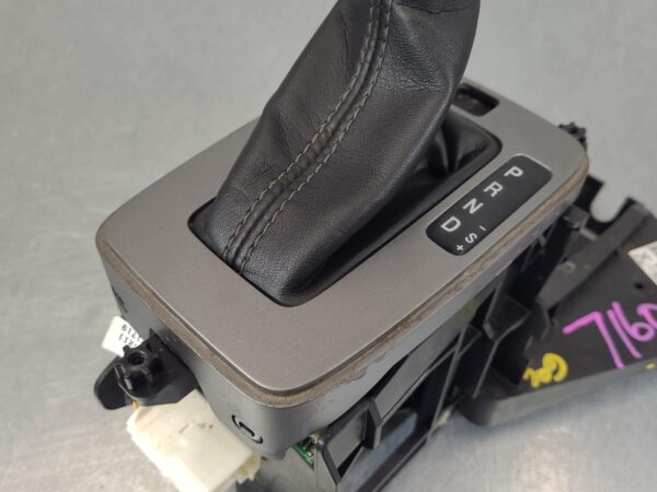 FORD RANGER 2015-2018 GEAR STICK/SHIFTER GEAR SHIFTER, AUTO T/M, 2WD/4WD, NON TI - Image 9