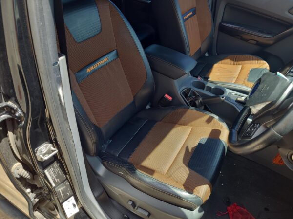 FORD RANGER 2011-2022 LEFT FRONT DOOR WINDOW PX, DUAL CAB, LAMINATED TYPE, 06/11 - Image 8