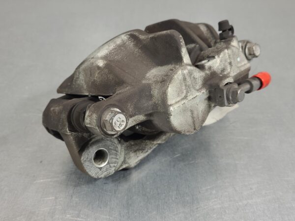 VOLKSWAGEN CRAFTER 2017-2024 CALIPER RH FRONT, AWD/FWD, SY1, 08/17- - Image 2
