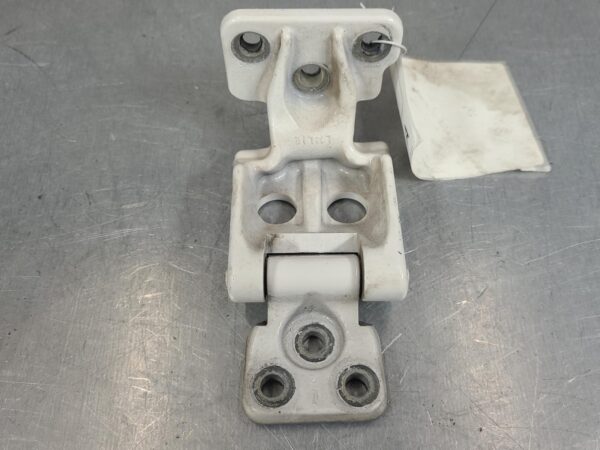 VOLKSWAGEN CRAFTER 2017-2024 BOOTLID/TAILGATE HINGE SY1, LOWER, RH SIDE, 180 DEG - Image 2