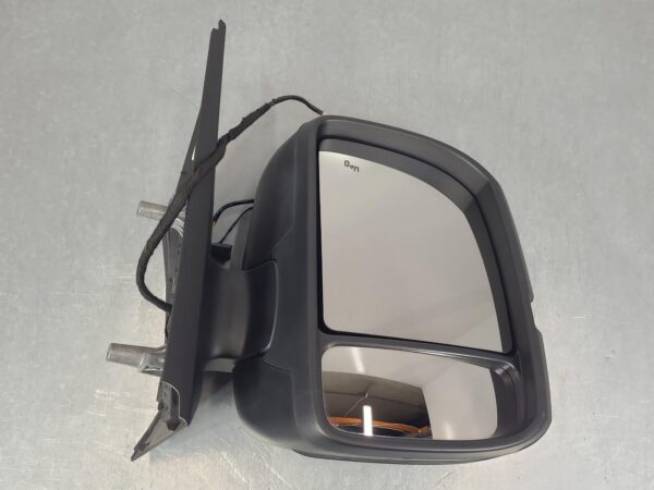 VOLKSWAGEN CRAFTER 2017-2024 RIGHT DOOR MIRROR SY1, W/ POWER FOLD TYPE, 08/17- - Image 2