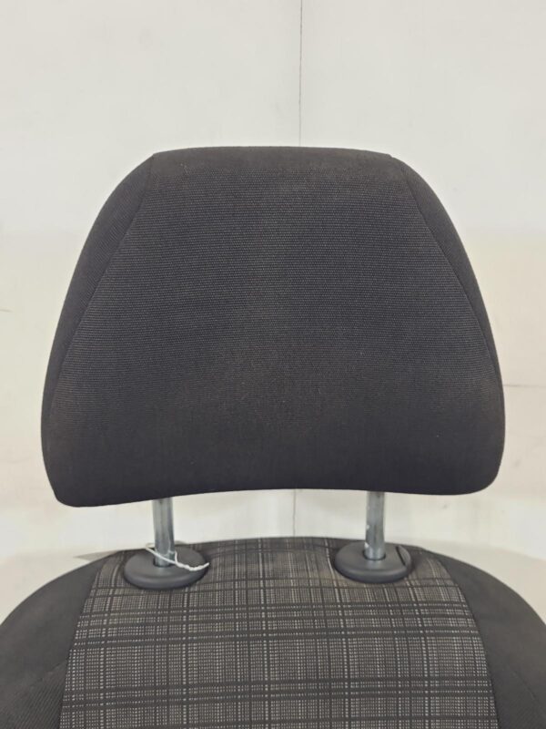 MERCEDES VITO 2015-2020 FRONT SEAT RH FRONT, 447, CLOTH, VITO, 03/15-10/20 - Image 2
