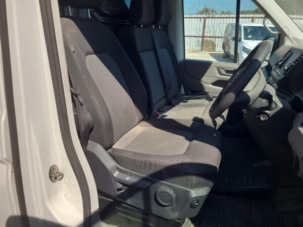 VOLKSWAGEN CRAFTER 2017-2025 MUD FLAPS SY1, 08/17- - Image 24